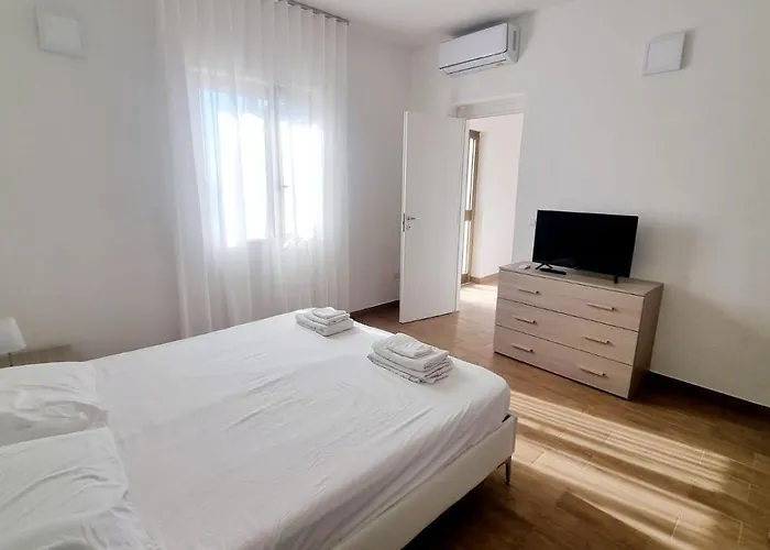 Eremo Sul Mare 公寓 *