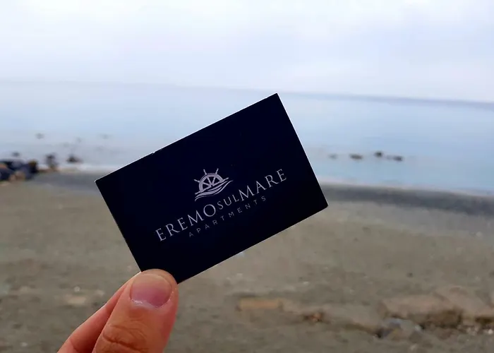 Eremo Sul Mare 公寓 *